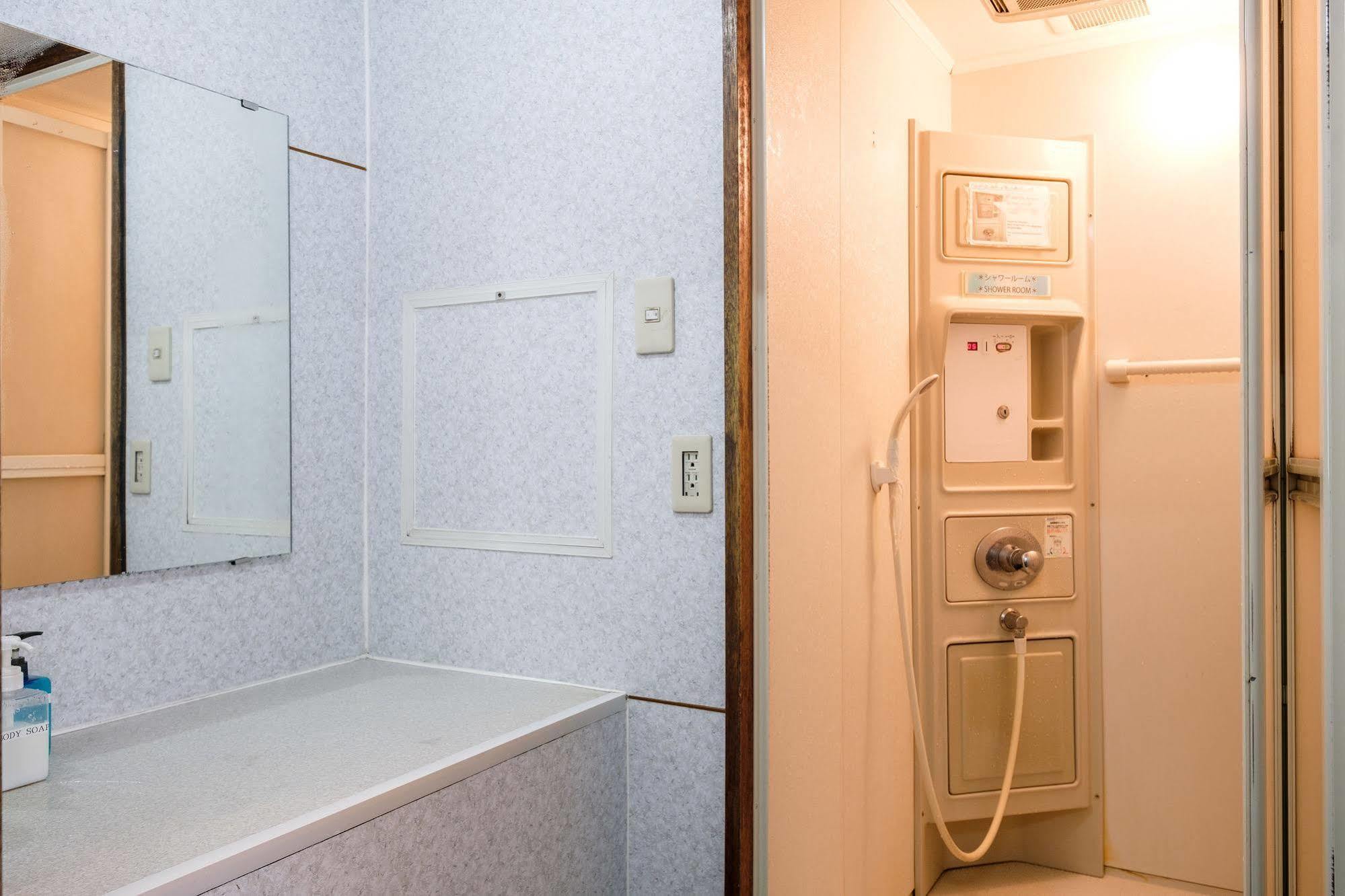 Yokohama Hostel Village Hayashi-Kaikan Εξωτερικό φωτογραφία